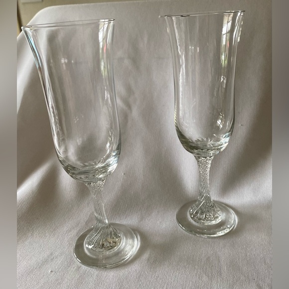 Chambord Liqueur Royale de France Elegant Crystal Champagne Glass Gorgeous Read - Picture 1 of 9